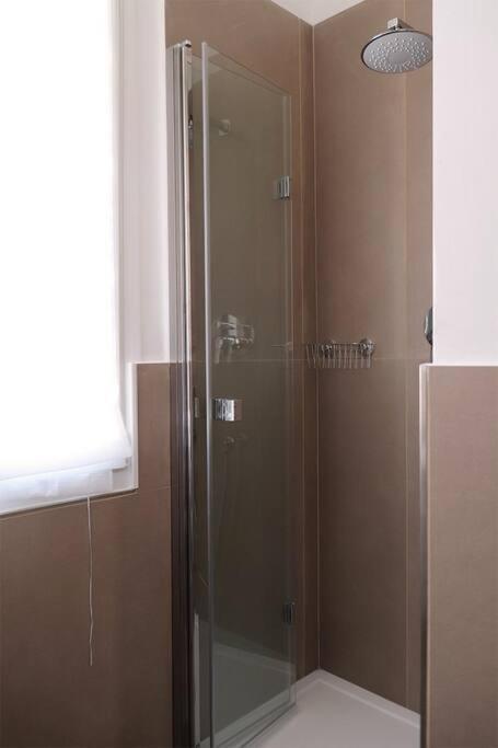 Bilocale Metro 4 Blu Frattini - Airport Linate Daire Milano Dış mekan fotoğraf